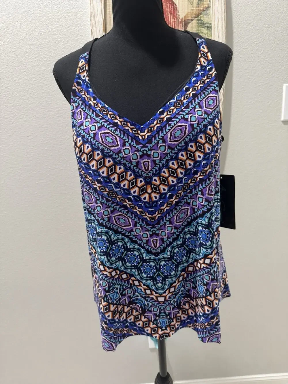 NWT Aqua Green Women’s Plus Swim Top Sz 18W Cool Geometric Pattern
